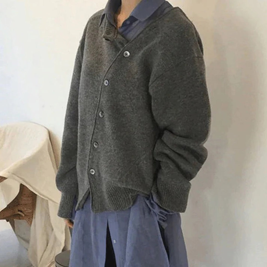 Damen Oversized-Strickjacke – Asymmetrische Knopfleiste