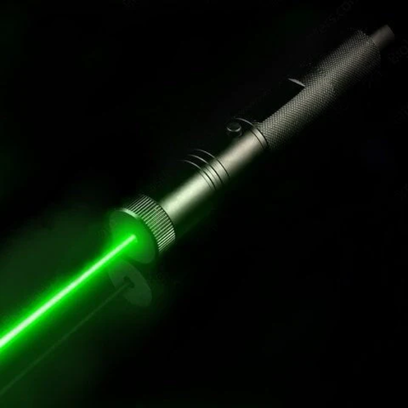 Hochleistungs-Laserpointer - Lange Reichweite & USB Wiederaufladbar