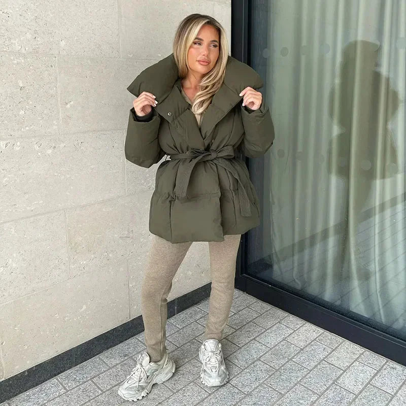 Damen Kurz Pufferjacke - Stehkragen Bindegürtel