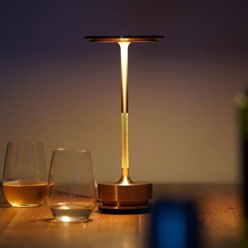 Kabellose Tischlampe – Aufladbar und Dimmbar