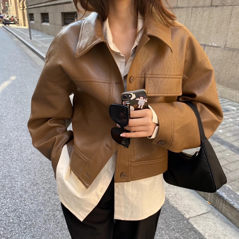 Damen Braune Jacke Mit Knöpfen - Cropped Fit Mit Taschen