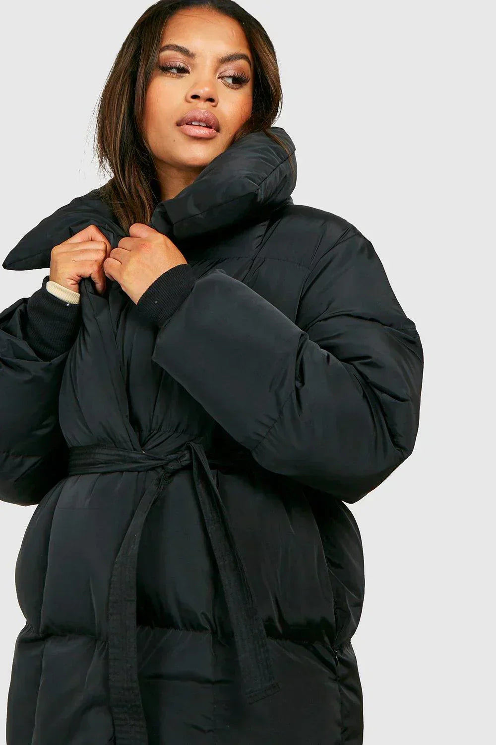Damen Kurz Pufferjacke - Stehkragen Bindegürtel