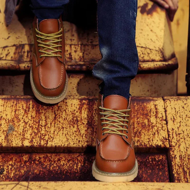 Herren Schnürstiefel Moc Toe - Robust Profilsohle