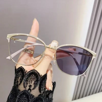 Hale Vision – Photochromic Multifocal Glasses - ALPINE WEAR